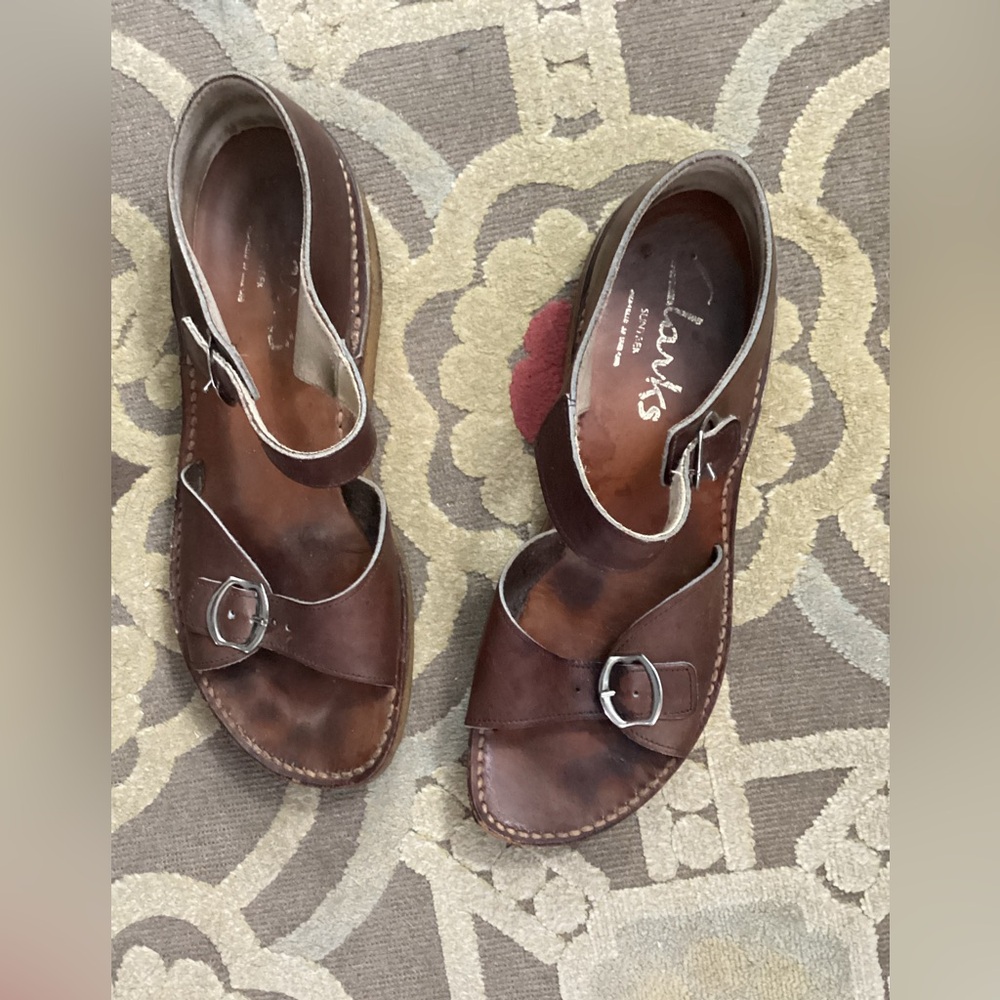 Vintage 60s – 70s Women’s Brown Leather Clarks Suntrek Sandals Size 10